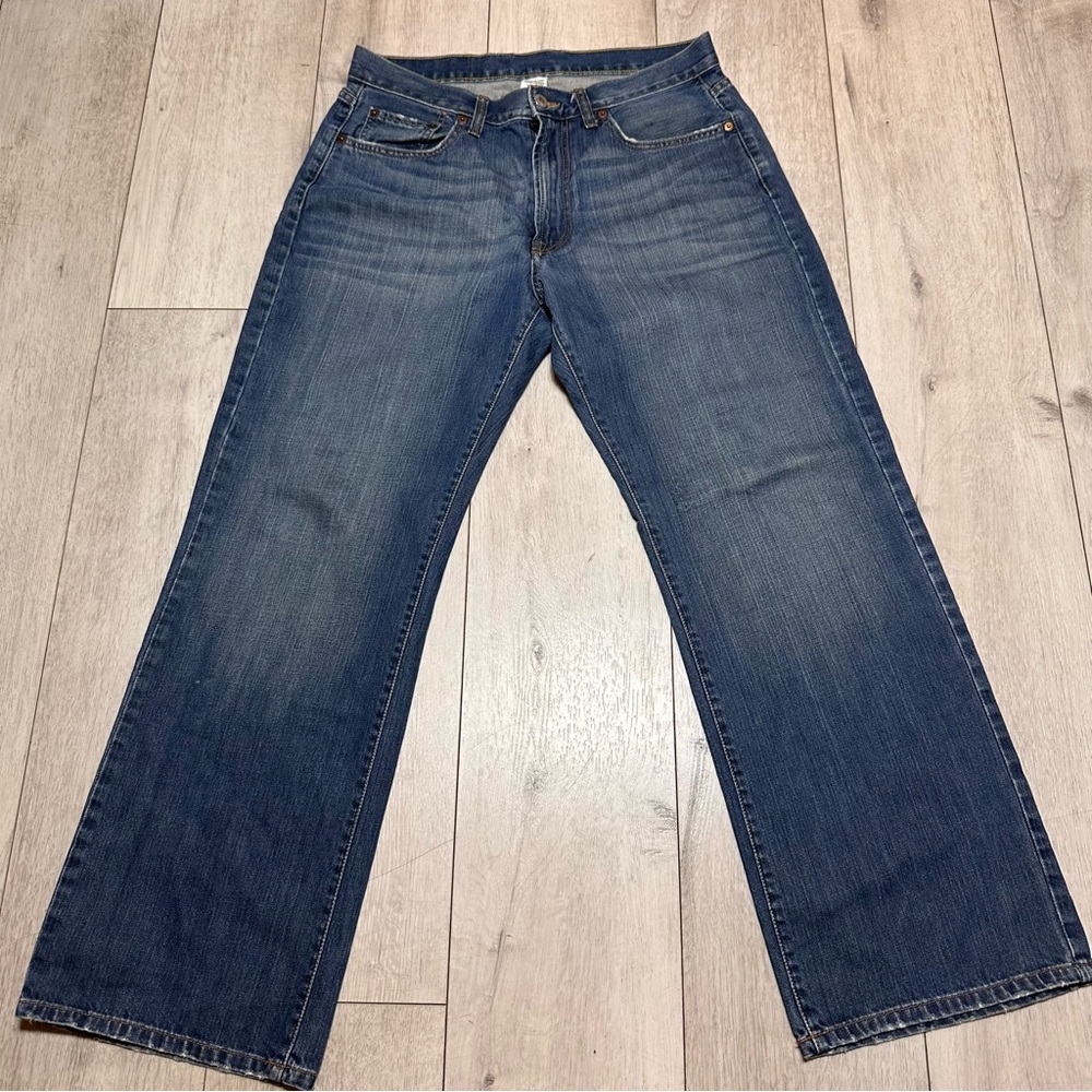 Lucky Brand Men’s Straight Leg mid rise medium wash Jeans Classic Fit Size 32
